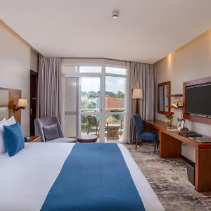 4* Hotel Golden Tulip Canaan