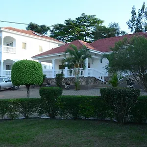  Vakantiehuis Muyenga Luxury Vacation